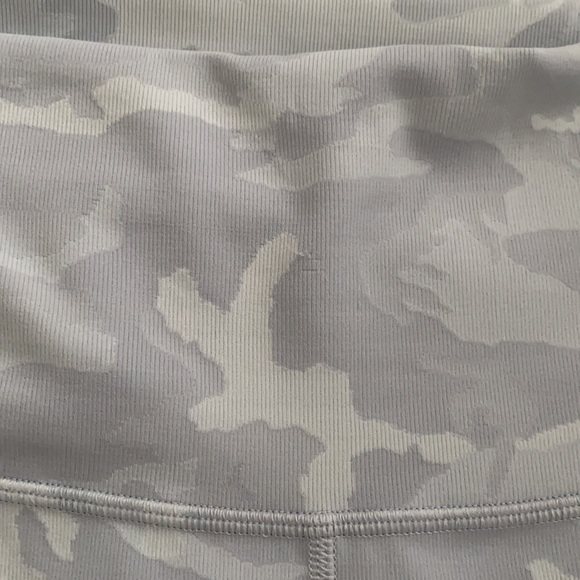 SOLD 🎉WUNDER UNDER HIGH-RISE TIGHT 28" *LUXTREME - Picture 7 of 9